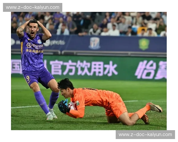 鹏城逐梦，火星四溅：中超深圳战火重燃，谁能主宰绿茵巅峰？